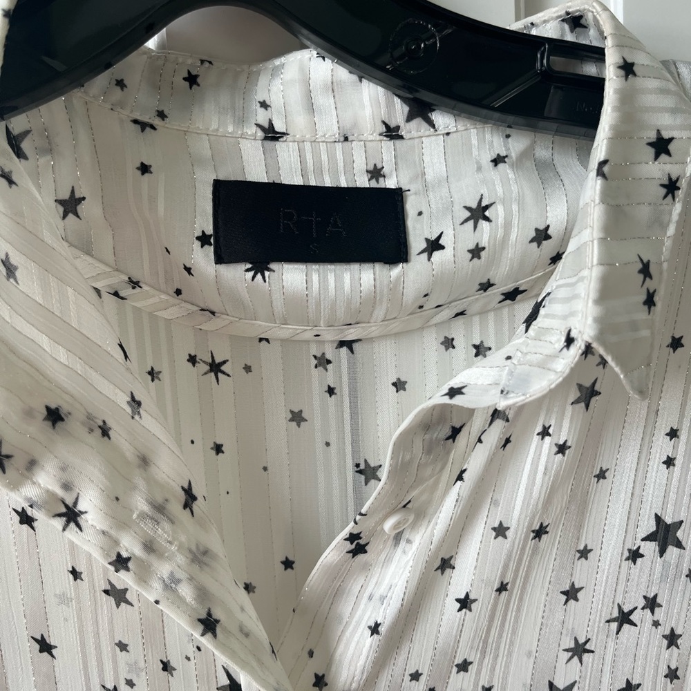 RTA Star Patterned Blouse - Picture 4 of 5